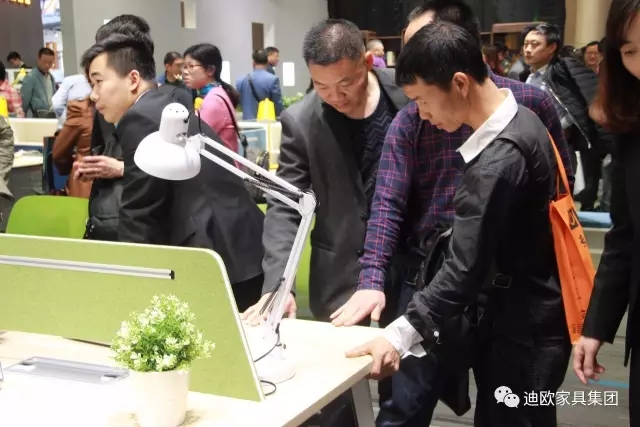 美女污网站家具国际范的展馆形象