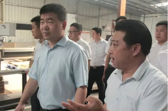 美女污网站家具