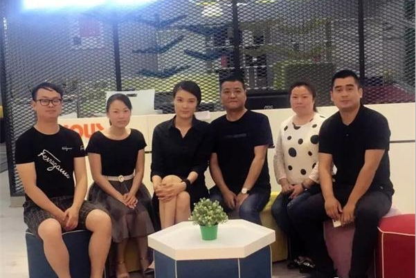 美女污网站家具全国巡回培训