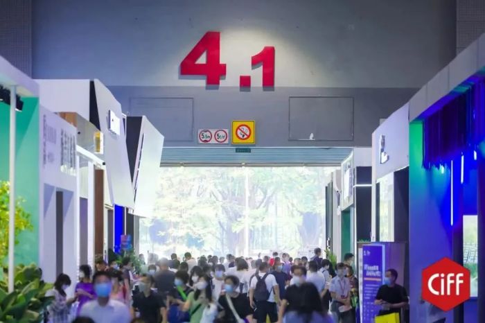 展会现场人气爆棚 展会现场人气爆棚